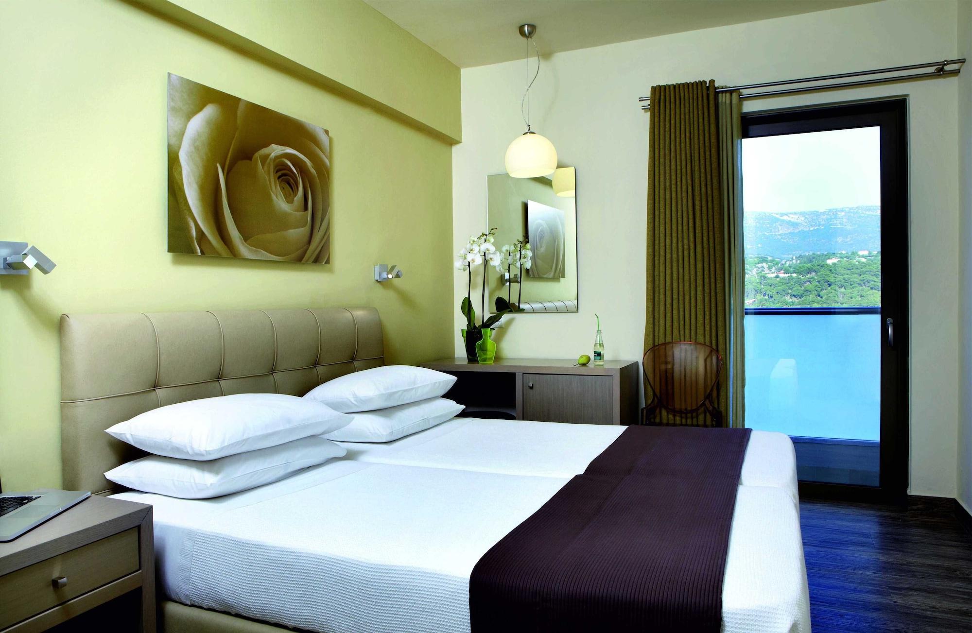 Mouikis Hotel Kefalonia أرغوستولي المظهر الخارجي الصورة